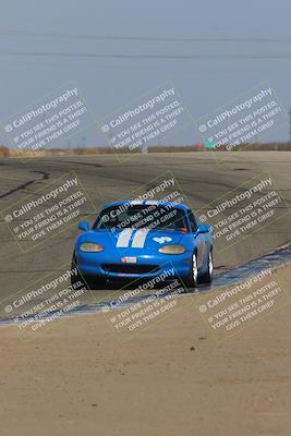 media/Oct-29-2022-CalClub SCCA (Sat) [[e05833b2e9]]/Race Group 3/Qualifying (Outside Grapevine)/